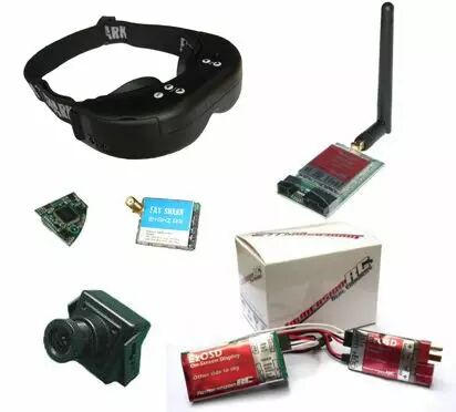 Pack complet FATSHARK DOMINATOR 2,4 GHz avec OSD et cam�ra CCD - photo 1