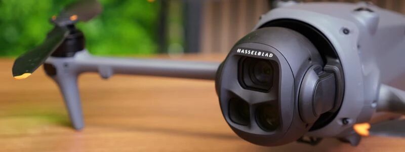 Focus sur la nacelle du DJI Mavic 4 Pro
