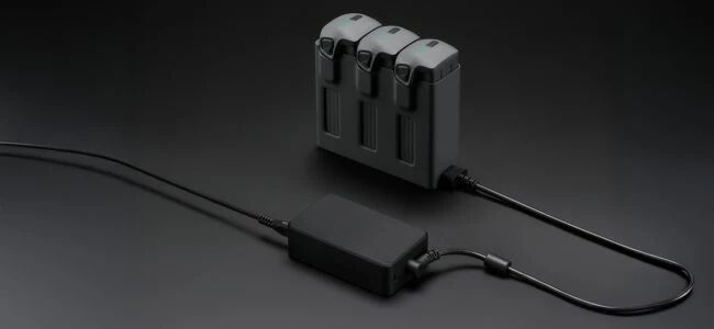 Hub de recharge du DJI Mavic 4 Pro et chargeur 240W
