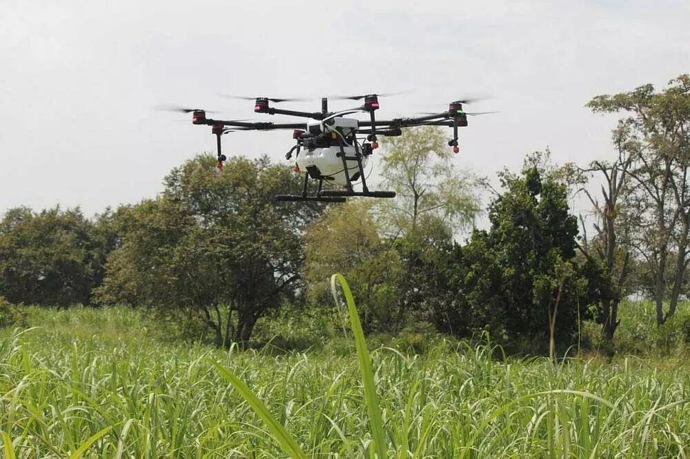 Drone Pulvérisateur automatique de l'agriculture pour la ferme de