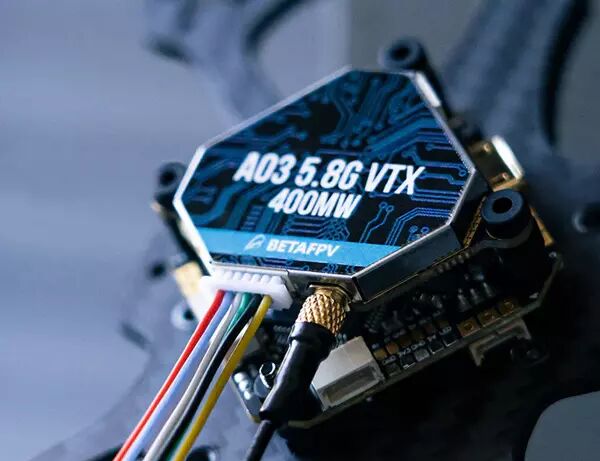VTX / émetteur vidéo d’un drone vidéo