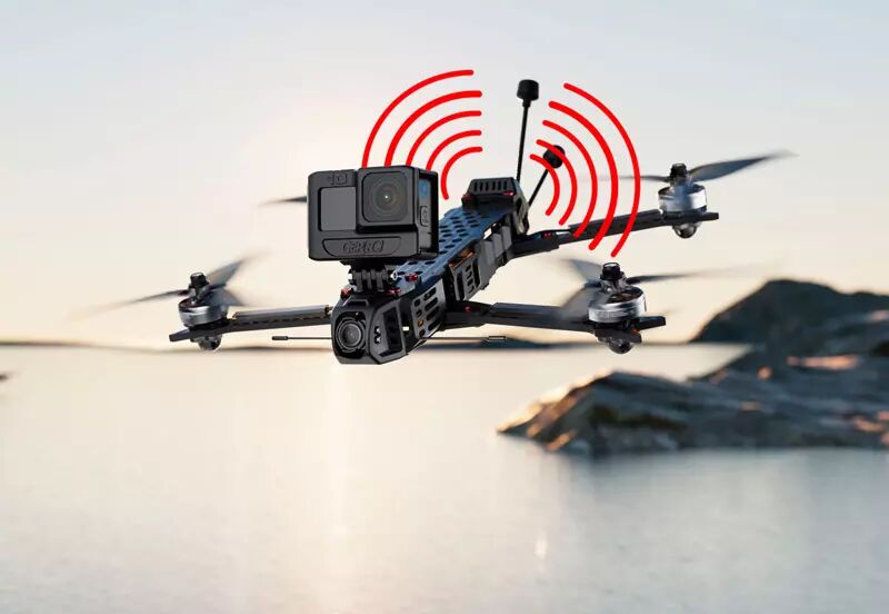 Une balise sur un drone FPV