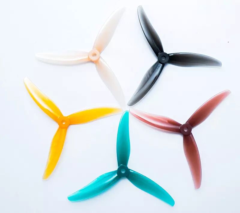 Des hélices pour drones FPV