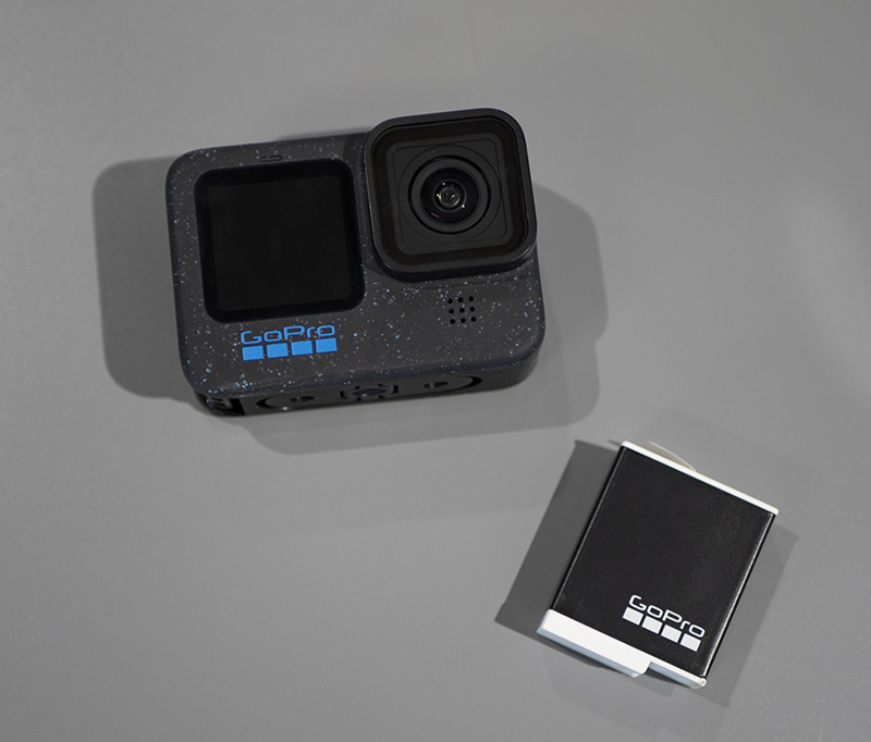 Caméra GoPro et sa batterie