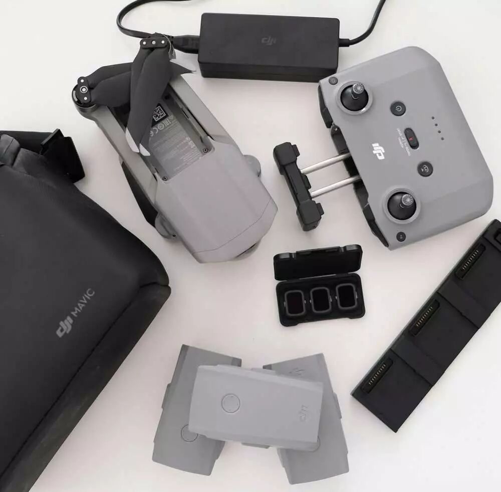 Le DJI Mavic Air 2 avec accessoires