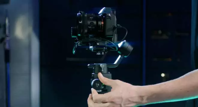 Comment utiliser le moteur Follow Focus sur un DJI Ronin