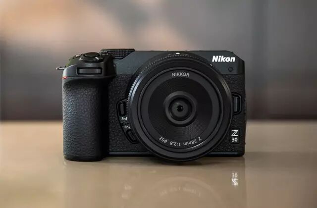 Nikon Z 30