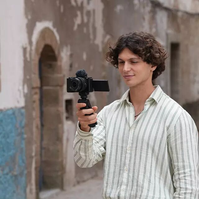 Vlogger avec son Sony ZV-E10 II