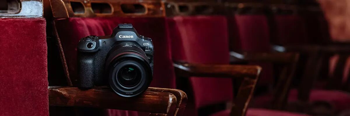 Canon EOS R5 Mark II dans un thetre