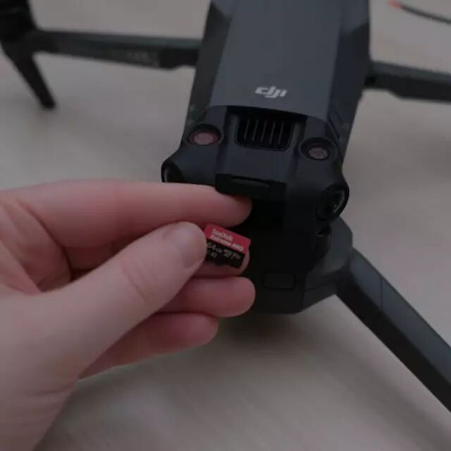 Carte microSD pour drone