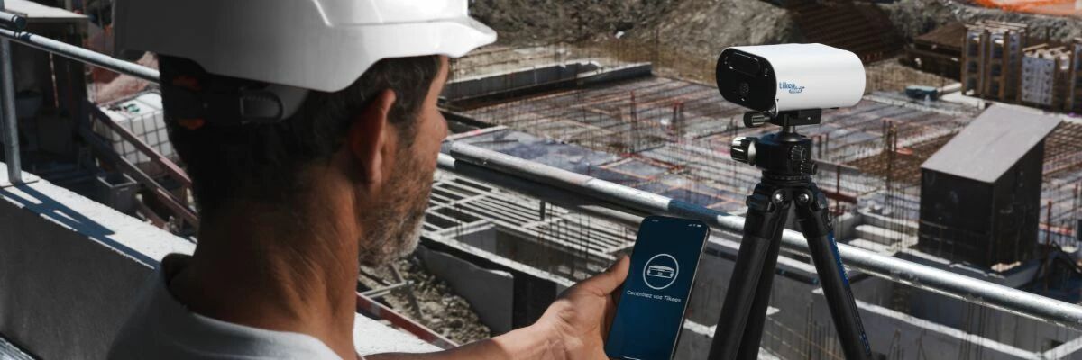 Photo lifestyle de la Tikee mini+ en chantier.jpg