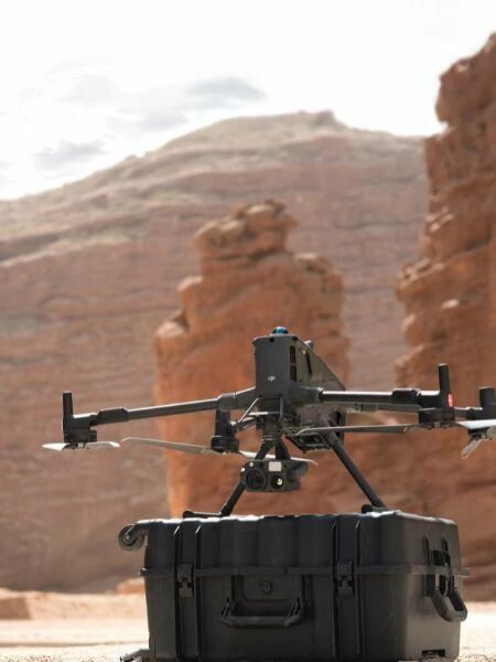 Drone DJI Matrice 400 : Pack disponible