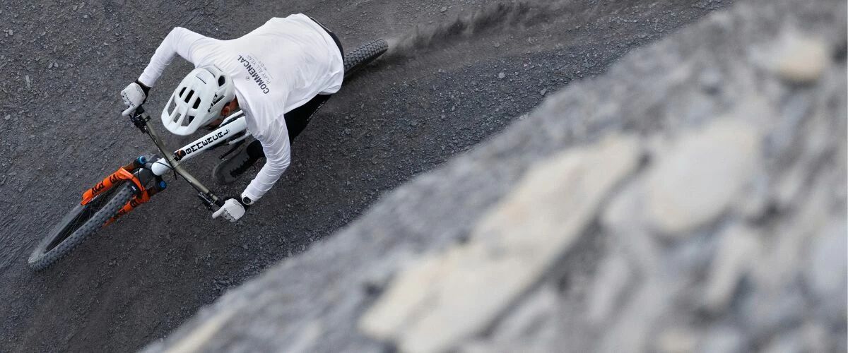 canon-r6-III-24-105.jpg canon-r6-III-24-105.jpg