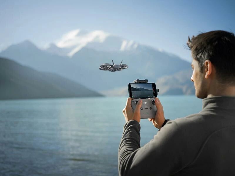 Drone DJI Neo 2 Fly More Combo : radiocommande DJI RC-N3