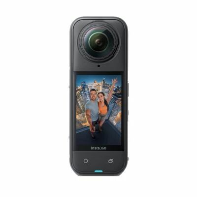 Camra Insta360 X5