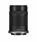 Canon EOS R100 avec objectif RF-S 18-45 mm f/4,5-6,3 IS STM et objectif RF-S 55-210 mm f/5-7,1 IS STM