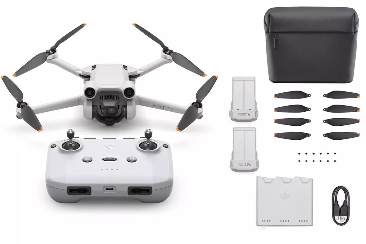 DJI Mini 3 Pro Fly More Combo