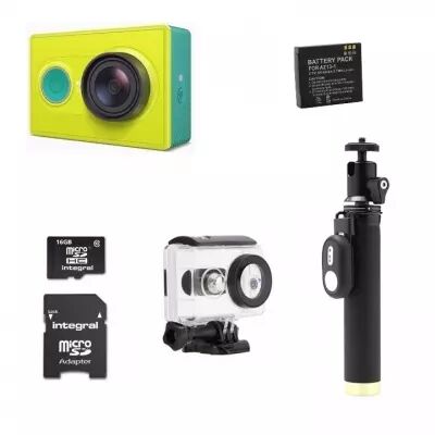 Pack complet Xiaomi Yi Cam avec : cam�ra, batterie, t�l�commande, caisson �tanche et carte m�moire - version jaune