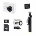 Pack complet Xiaomi Yi Cam avec : cam&eacute;ra, batterie, t&eacute;l&eacute;commande, caisson &eacute;tanche et carte m&eacute;moire - version blanche