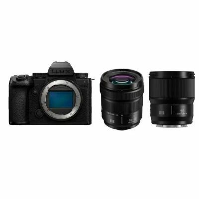 Panasonic Lumix DC-S5 II X avec objectif 20-60 mm f/3.5-5.6 S et 50 mm f/1.8 S Pro	
