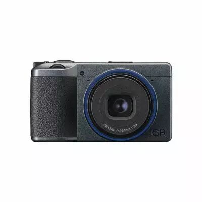 Ricoh GR III X Urban Edition avec tui GC 11