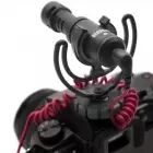 Microphone VideoMicro Rode monté sur un boitier reflex