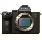 Sony Alpha 7 III avec objectif 24-70 mm f/2.8 GM